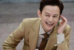 何炅爆料娱乐圈宫斗,娱乐圈宫斗背后的惊人真相