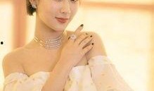 圈内真实爆料杨紫,娱乐圈的励志女神，从青涩少女到实力派演员的蜕变之路