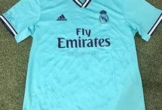 皇马球衣爆料最新消息,设计独特，引发球迷热议